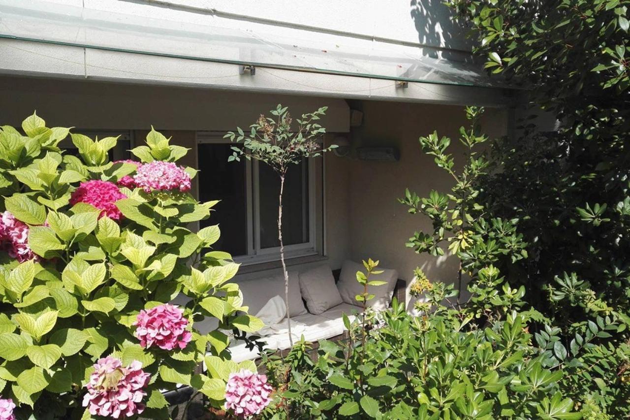 Lux Studio Our Swimming Pool And Garden Cannes Exterior foto
